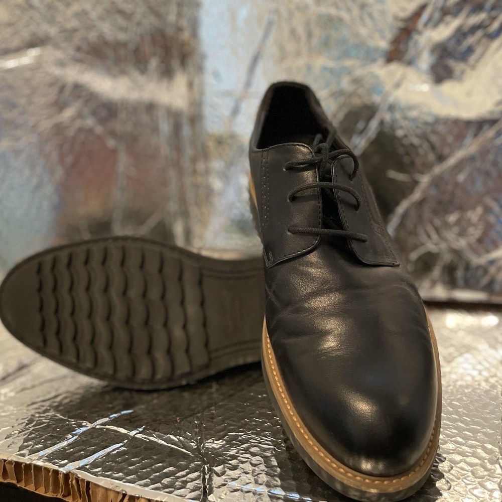 Hotwind leather Oxford in black